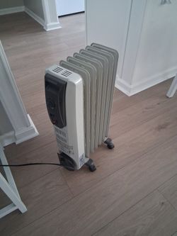 Like new KENWOOD space heater