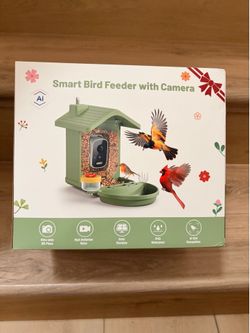 Brand new  Smart Bird Feeder with Camera Solar Powered