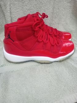 Air Jordan 11 Retro 'Win Like 96 '  size 7Y