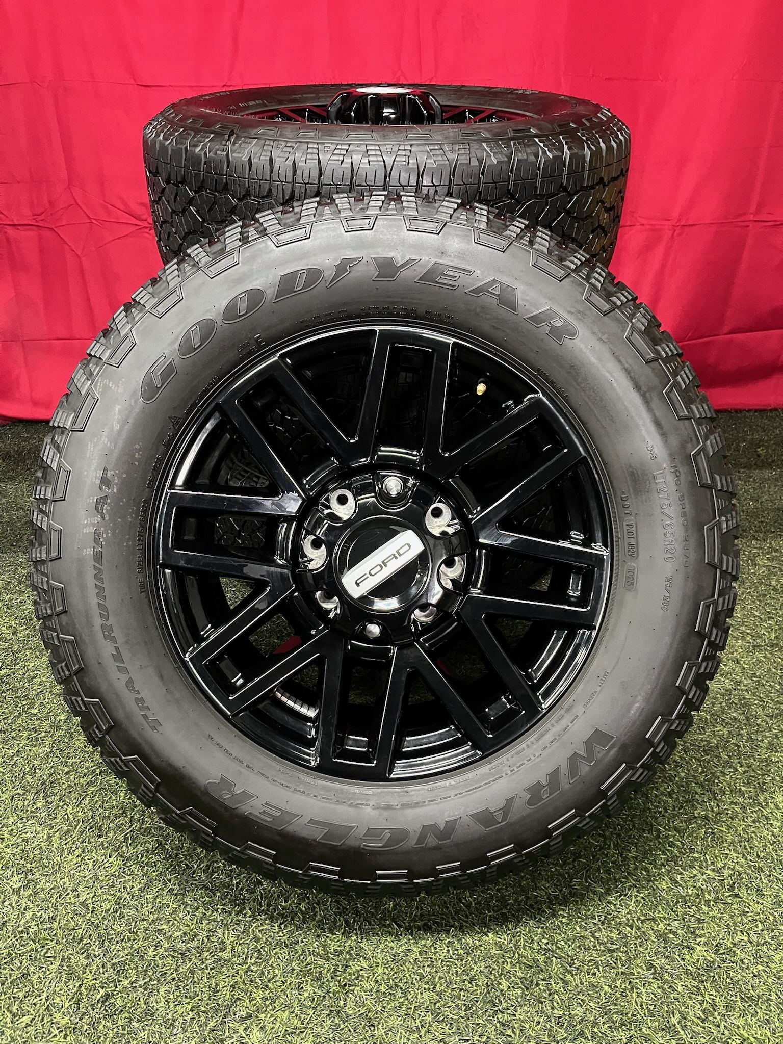 2022 Ford F-250 & F-350 Super Duty Lariat 8 Lug 20 Inch OEM Wheels