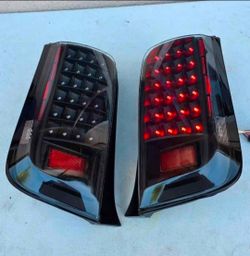 08-10 Scion Xb LED Taillights Luces
Traseras Calaveras Focos Luces