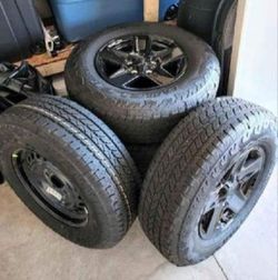 Stock 5 Tires And Rims 5 By 127 Lug Pattern