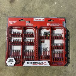 Milwaukee SHOCKWAVE Impact Duty Alloy Steel Screw Driver Bit Set (74-Piece) 