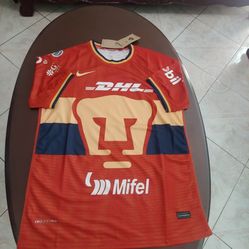 Pumas Jersey Large