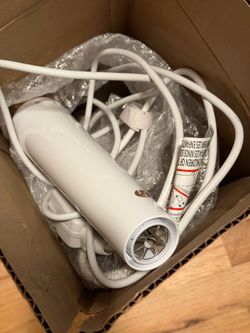 T3 aire dry (like Dyson air wrap) - unused