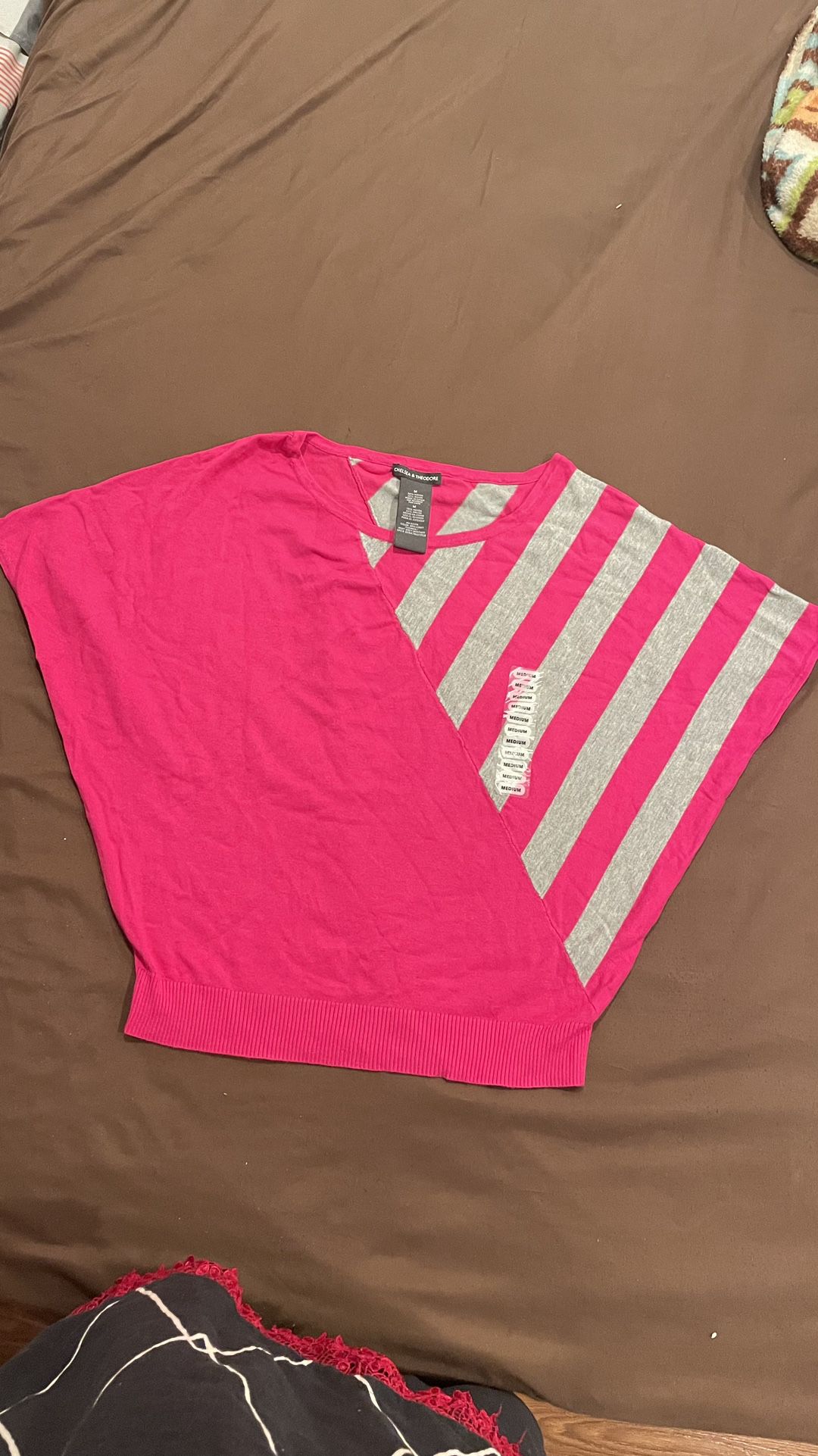 CHELSEA & THEODORE top poncho sweater pink Medium new