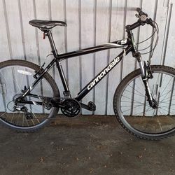 Cannondale F9 24 Speed Hardtail Mountain Bike Size Large
