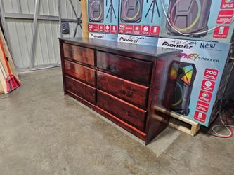 Dark Wood 6-Drawer Dresser