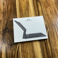 Apple iPad Pro / Air Magic Keyboard - 11 Inch *Brand New*
