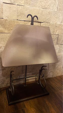 Table Lamp (see details)