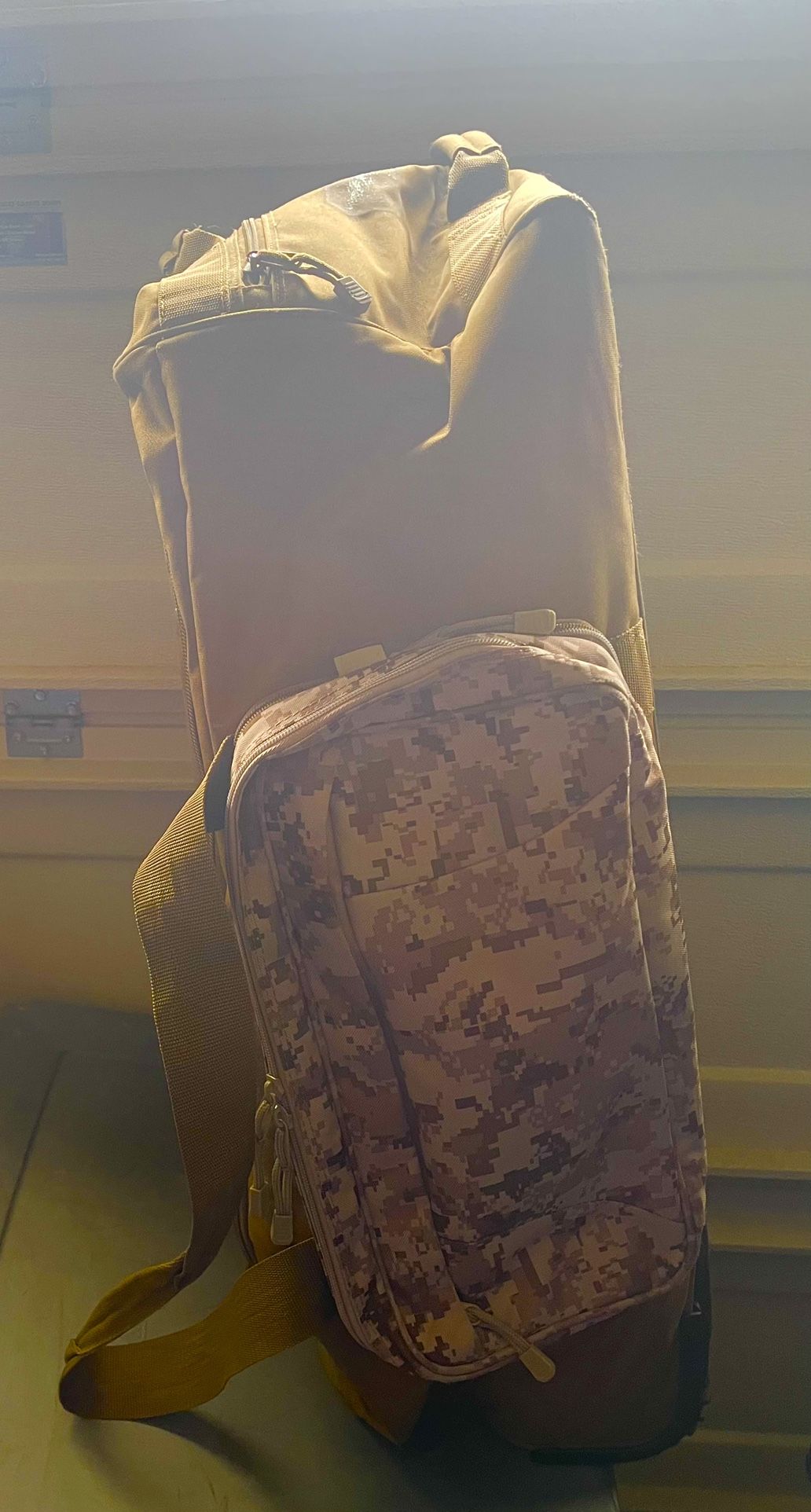 120L Duffle Bag with Wheels Travel Suitcase