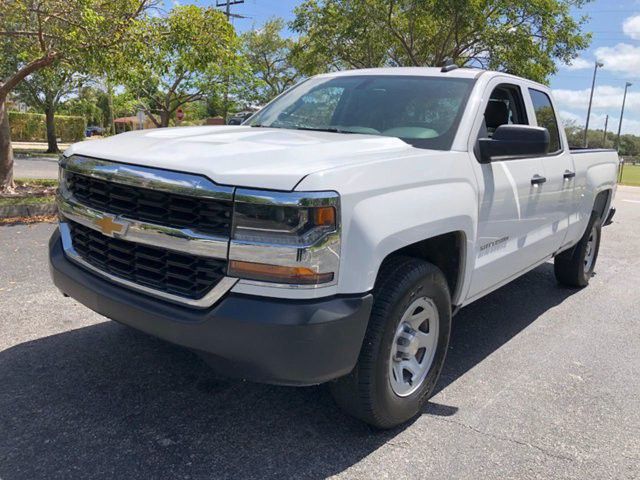 Mint Condition 2017 Chevy Silverado 1500 double cab loaded clean title good miles