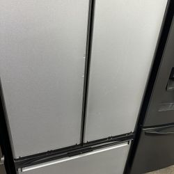 🌠🌆Samsung Refrigerator  Bestpoke Like New 🌠🌆