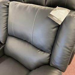 RECLINING SOFA AND LOVE SEAT 🤑$50 Down Takes Home