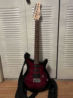 Rogue Rocketeer RR100 Electric Guitar