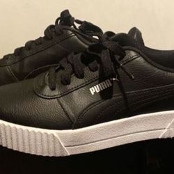 Woman Puma Size 7