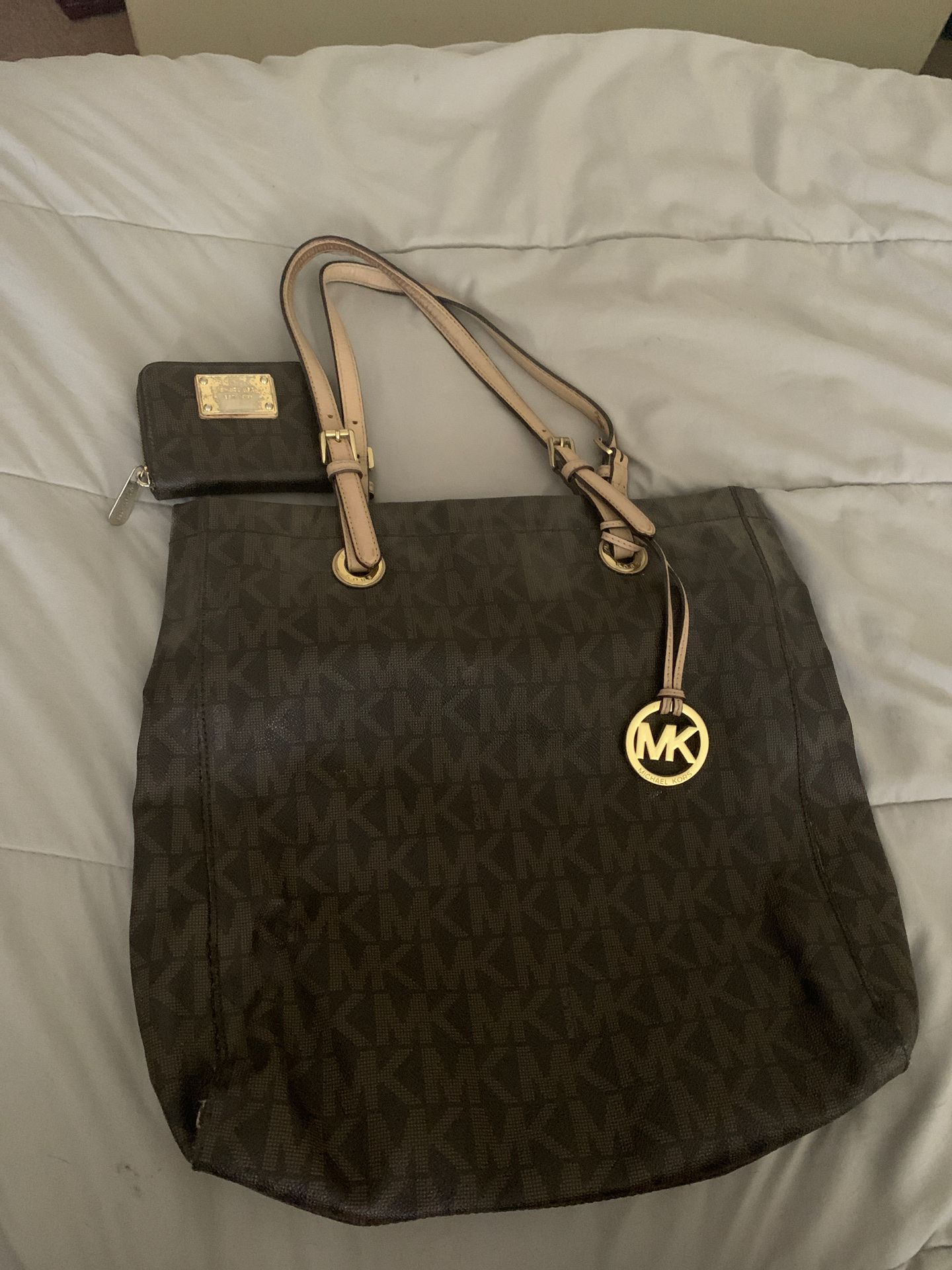 Michael Kors purse and wallet.