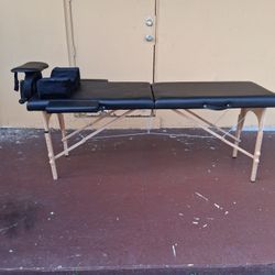 Massage Table 