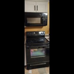 Stove and Overhead Microwave