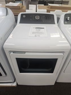 7.4 cu. ft. Gas Dryer with Sensor Dry in White