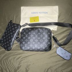 Louis Vuitton Black Monogram Eclipse Trio Messenger Crossbody Bag