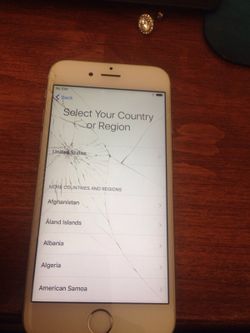 iPhone 6 S cracked screen but Factory Unlocked
