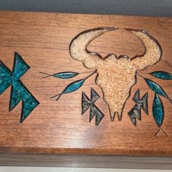 Shirl Bud Inlaid Red Alder Box w Storage Tray