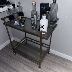 Bar stool on wheels