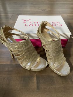 New In Box Chinese Laundry Size 7.5 Heels Z-Impress Gold