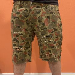 ripped Y2K army Levis jean shorts 