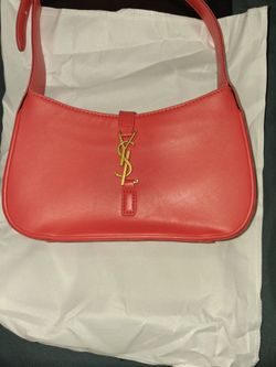 Red Ysl Le 5 À 7 HoboBag