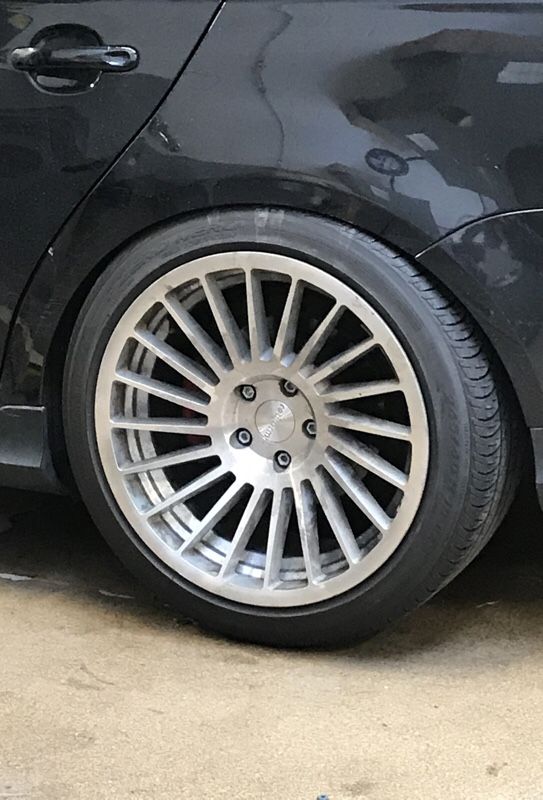 Rotiform IndT 18x9.5 ET35 5x112