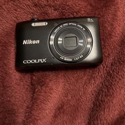 Nikon Coolplx S3600 Camera 