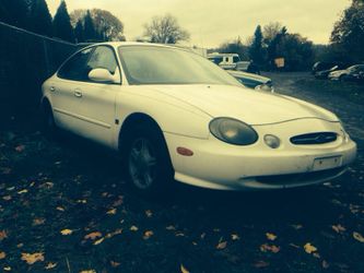 1999 Ford Taurus