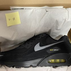 Air Max 90 Black Yellow Strike Reflective Swoosh Size 9.5 for Sale in Los Angeles CA OfferUp