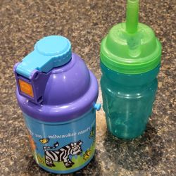 Toddler Sippy Cips Milwaukee County Zoo and teal/green water bottle with straw 