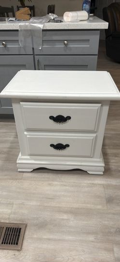 Bedside table