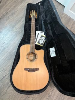 Takamine P3DC-12 12 String