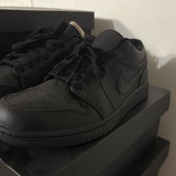 Jordan 1 Low Black Size 11.5