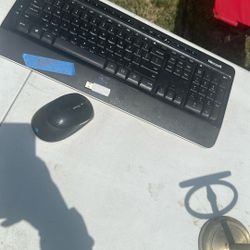 Wireless keyboard and mouse 