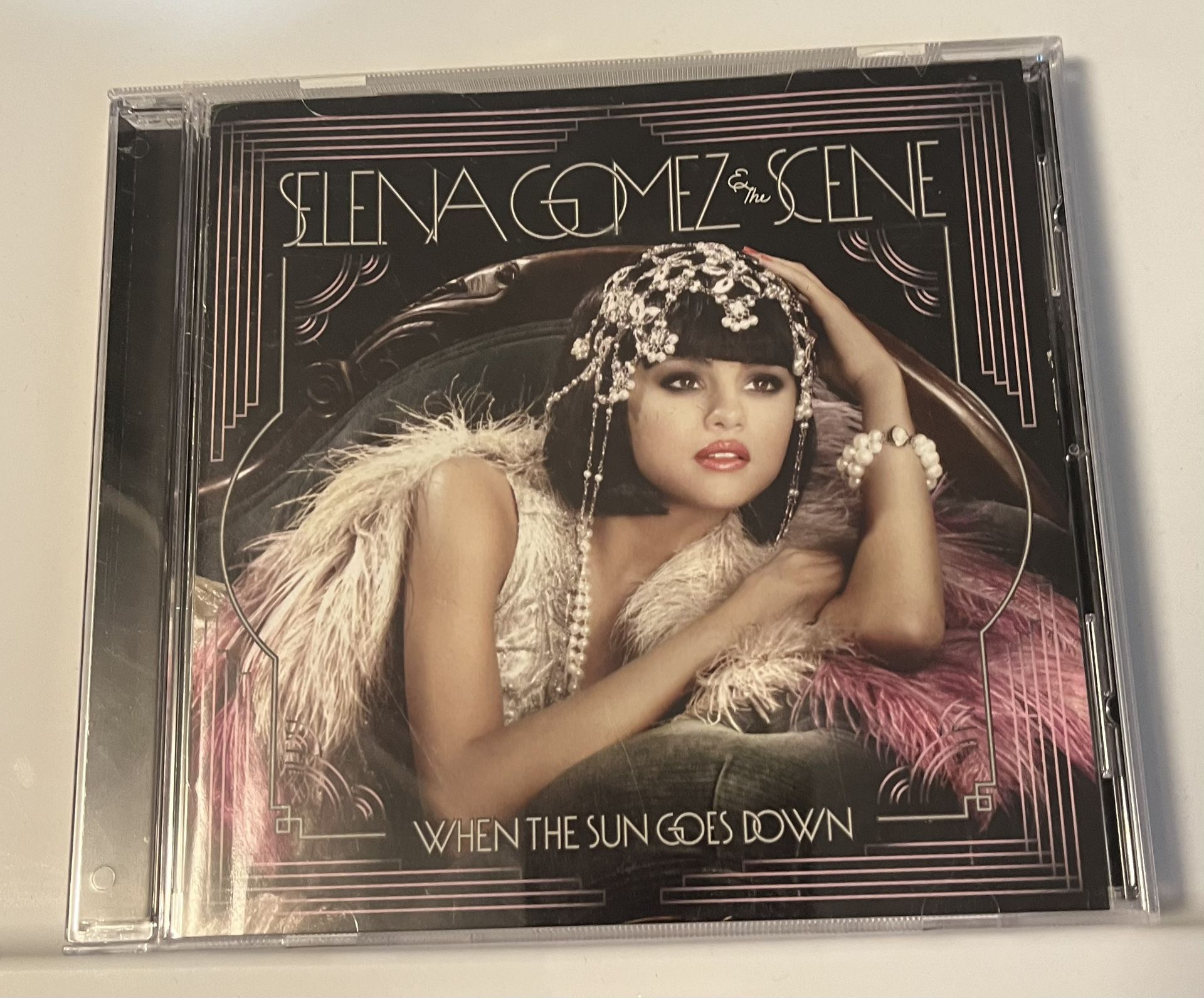 Selena Gomez: The Scene