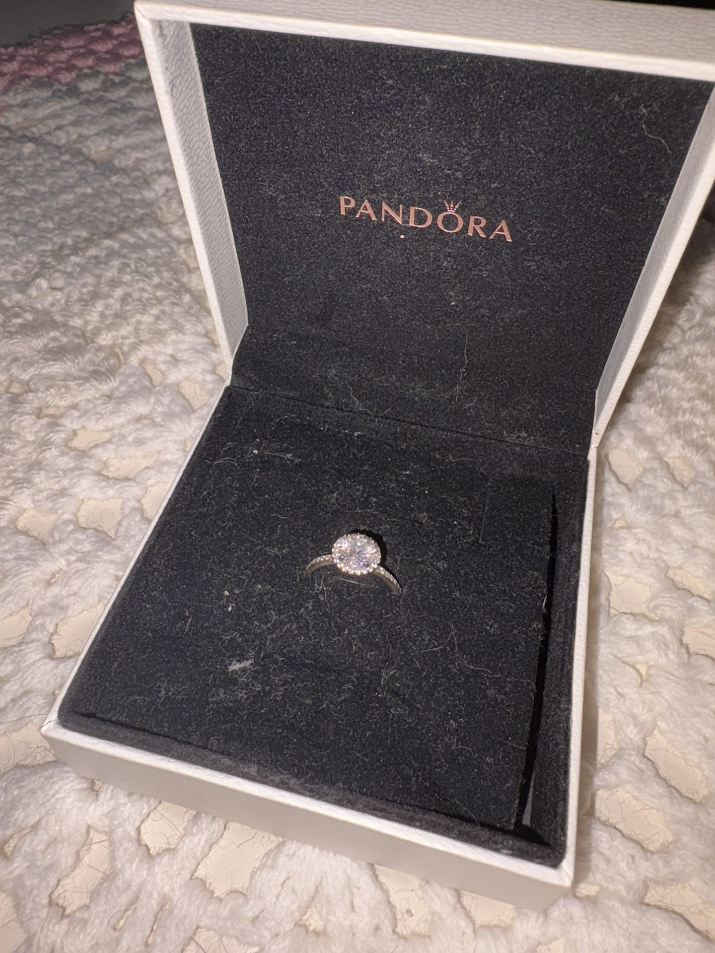 Pandora Ring