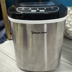 Magic Chef Ice Maker