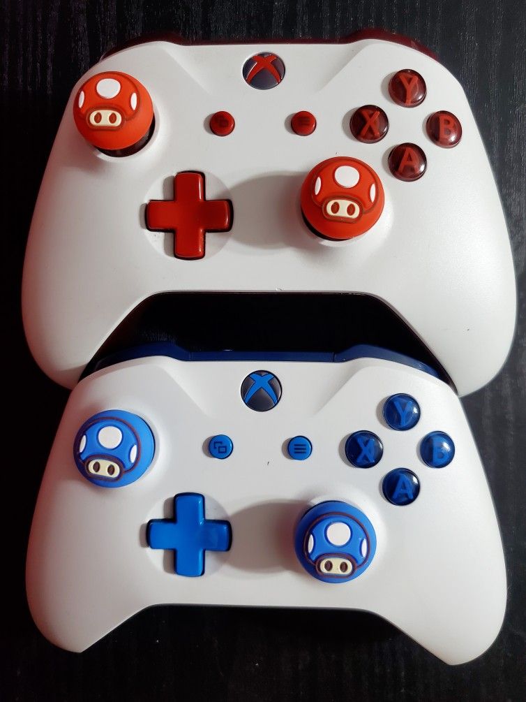 Custom Xbox One Controllers