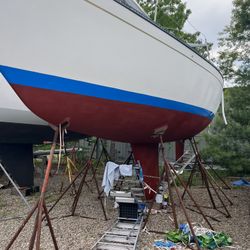 1980 Pearson 32 Foot Sloop