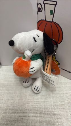 PEANUTS + STARBUCKS COLLAB KEYCHAIN