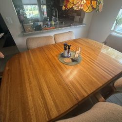 7 Piece Dinning Set With Leaf