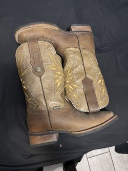 Botas