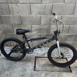 Bike Like New  Size 20 