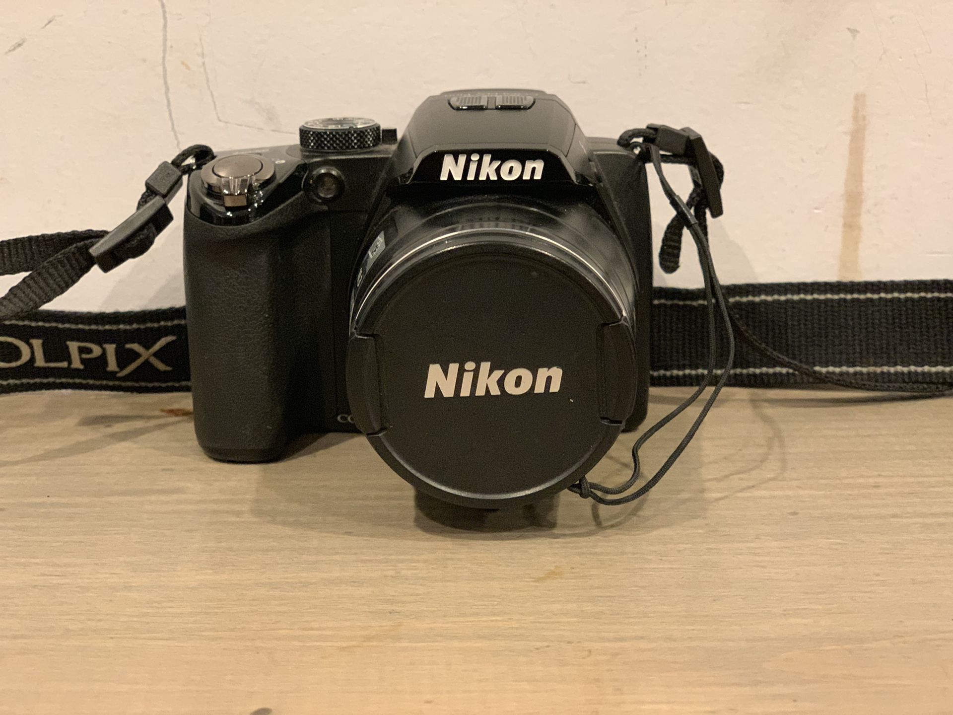 Nikon P100